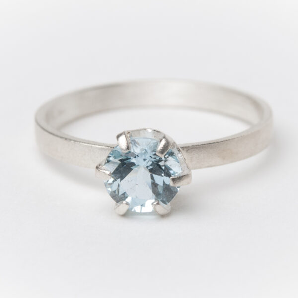 Ring zilver met aquamarijn