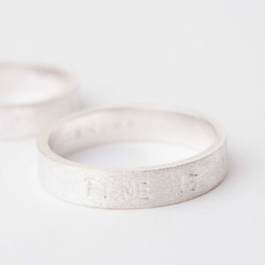 Tekstring zilver