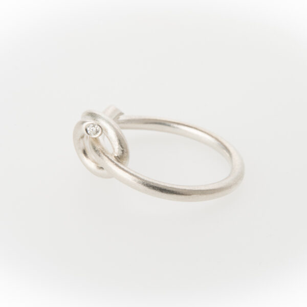 Ring zilver gedraaid