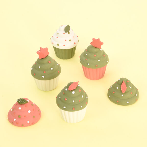 Groene cupcake van porselein - rode hulst - Afbeelding 5